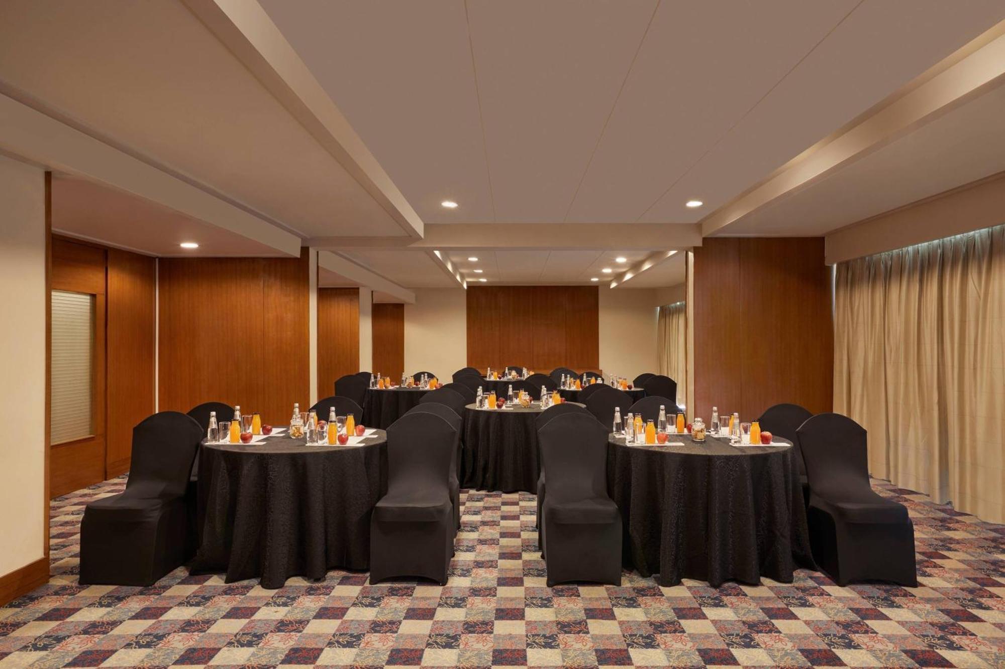كورت يارد حيدر أباد المظهر الخارجي الصورة Meeting room