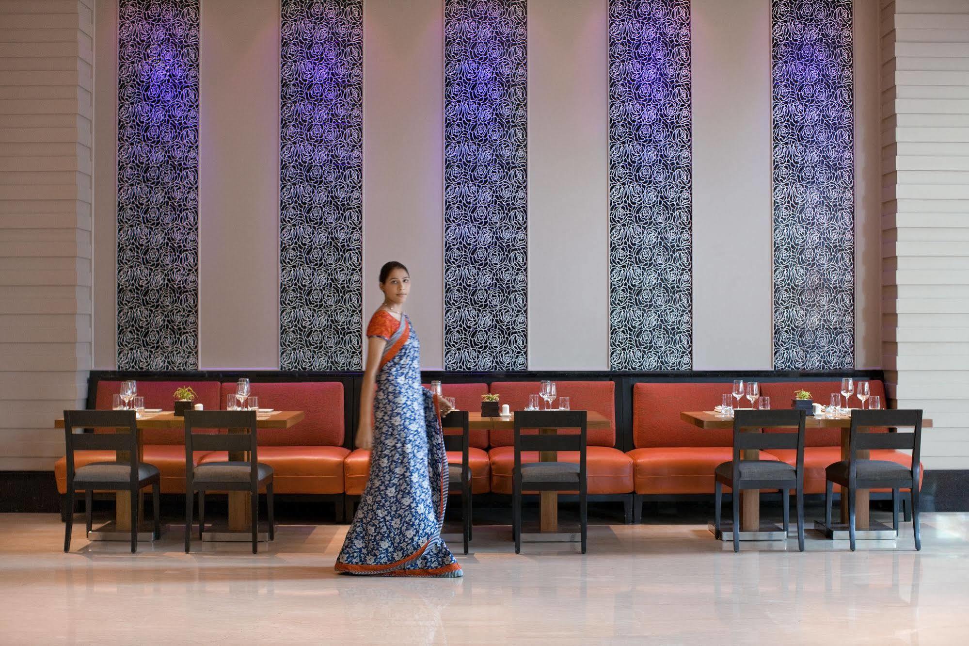 كورت يارد حيدر أباد المظهر الخارجي الصورة A restaurant in India