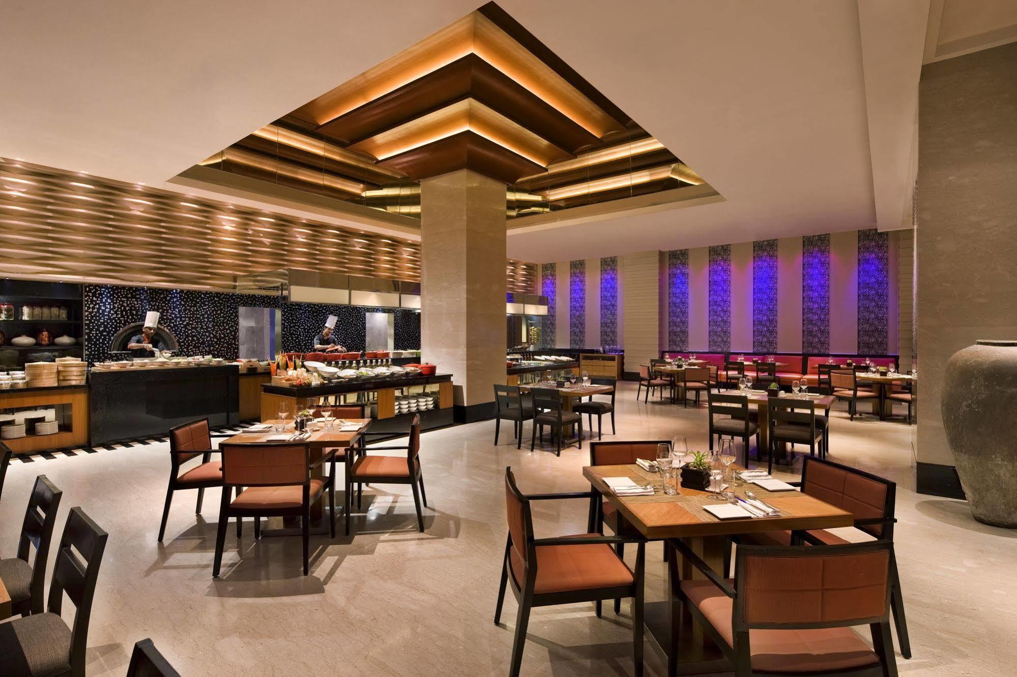 كورت يارد حيدر أباد المظهر الخارجي الصورة The restaurant